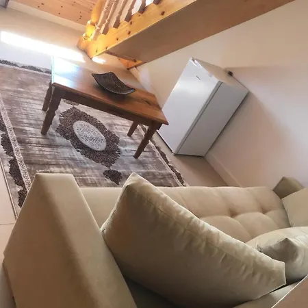 Nashos Deluxe Bungalows Himare