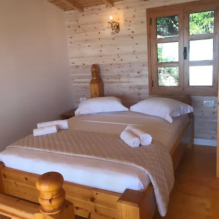 Nashos Deluxe Bungalows 3*