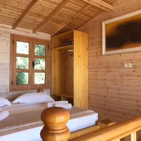 Nashos Deluxe Bungalows 3*